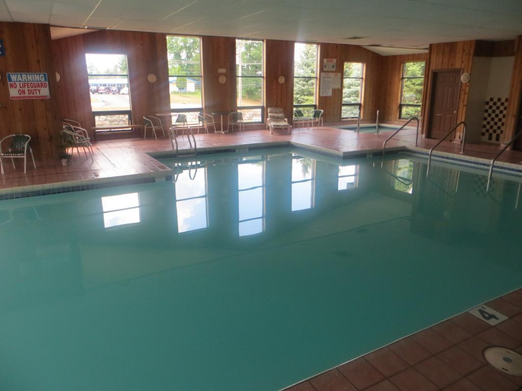 Diamond Hotel Wisconsin Dells Bagian luar foto
